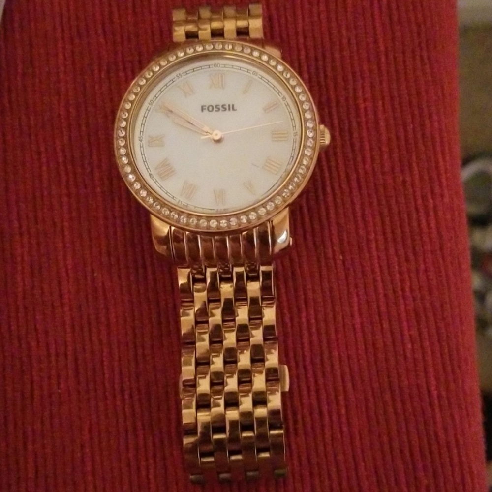 Authentic Fossil Rose gold watch